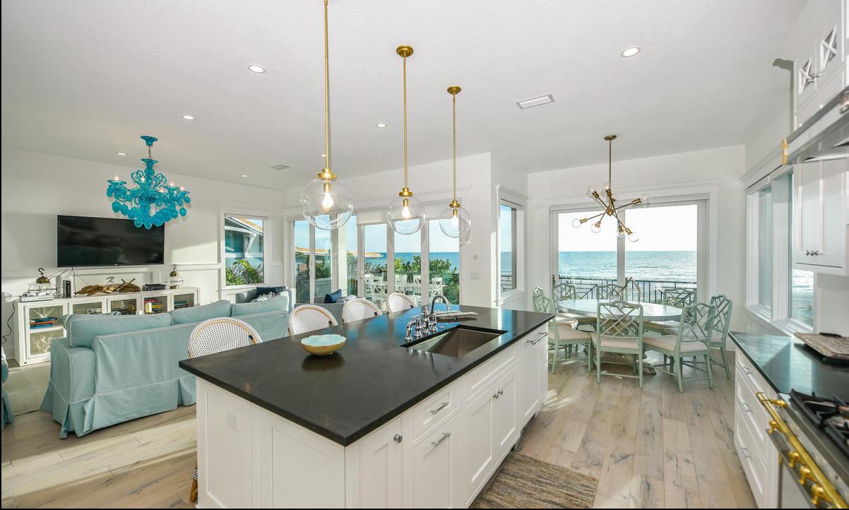 Anna Maria Florida 10 Bedrooms 8.5 Bathrooms Diamond Compass Travel Inc 35