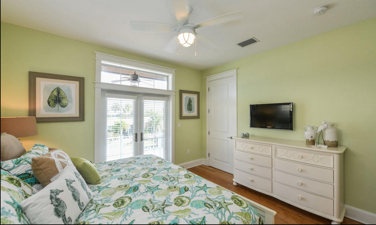 Anna Maria Florida 6 Bedrooms 4 Bathrooms 1 Half Bath Diamond Compass Travel Inc 25