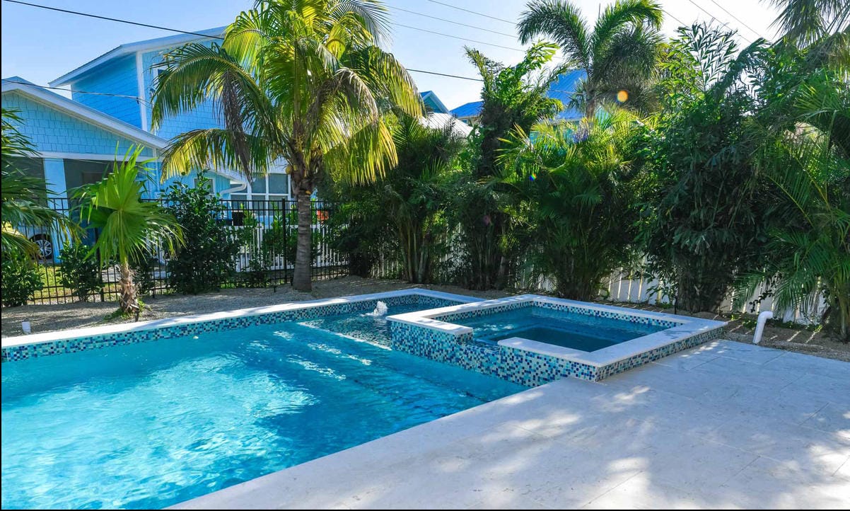 Anna Maria Florida 7 Bedrooms 4 Bathrooms 1 Half Bathrooms Diamond Compass Travel Inc 18