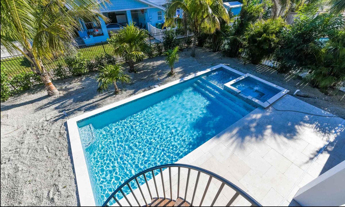 Anna Maria Florida 7 Bedrooms 4 Bathrooms 1 Half Bathrooms Diamond Compass Travel Inc 8