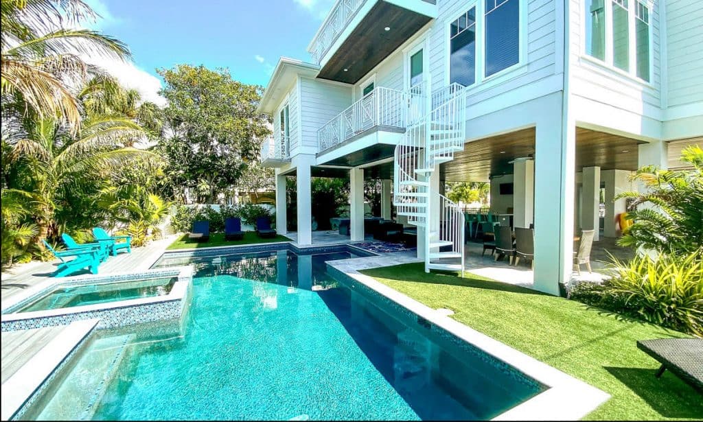 Anna Maria Florida 7 Bedrooms 5 Bathrooms 2 Half Bathrooms Diamond Compass Travel Inc 44