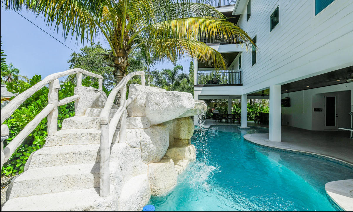 Anna Maria Florida 9 Bedrooms 6.5 Bathrooms Diamond Compass Travel Inc 56