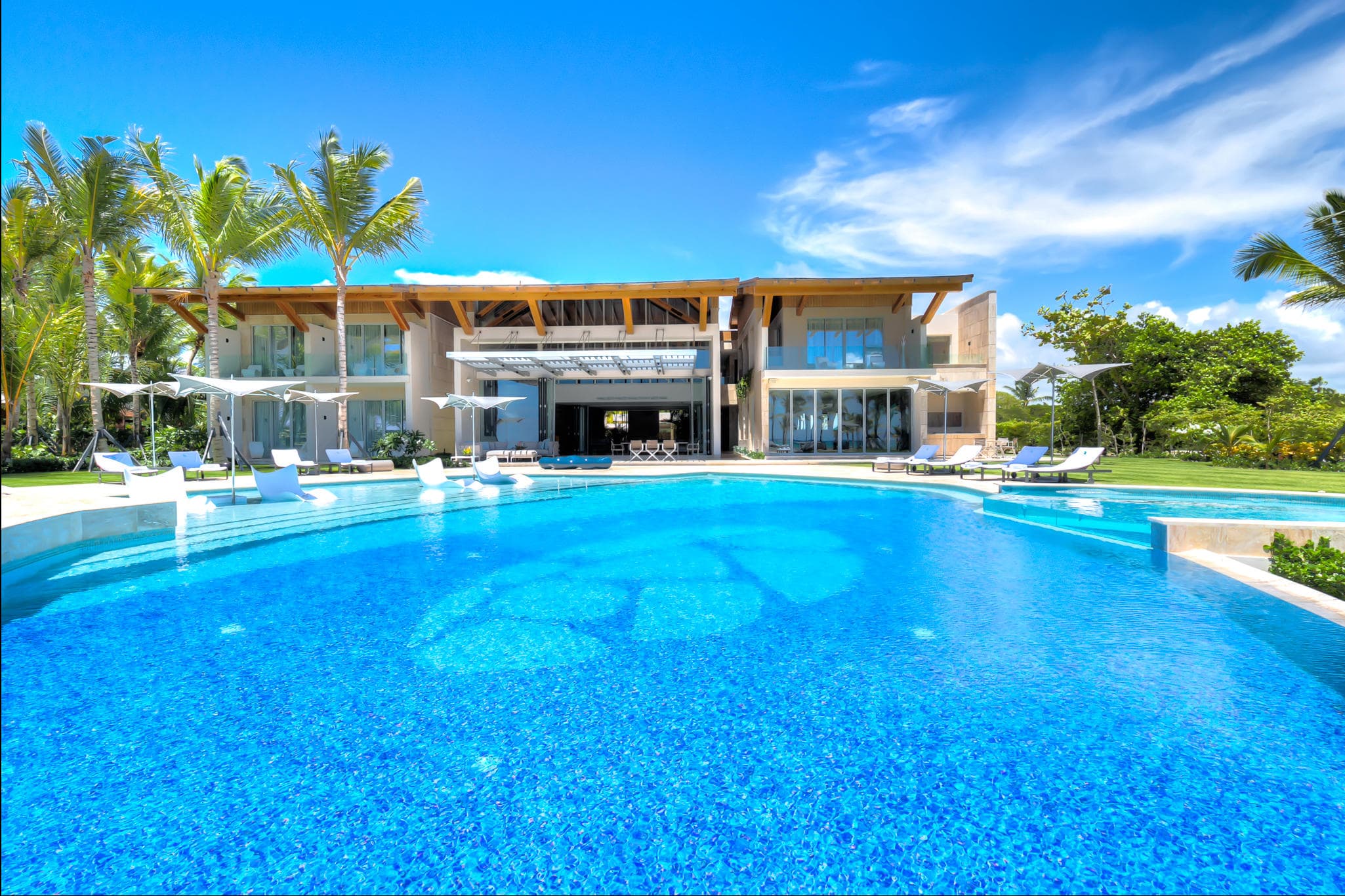 Dominican Republic 8 Bedroom Diamond Compass Travel Inc. 11 1