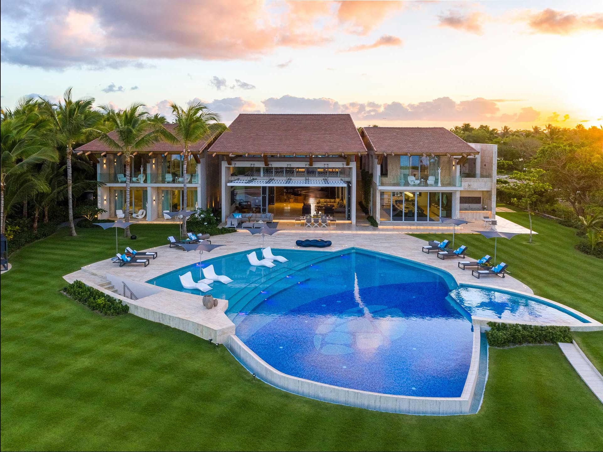 Dominican Republic 8 Bedroom Diamond Compass Travel Inc. 12 1