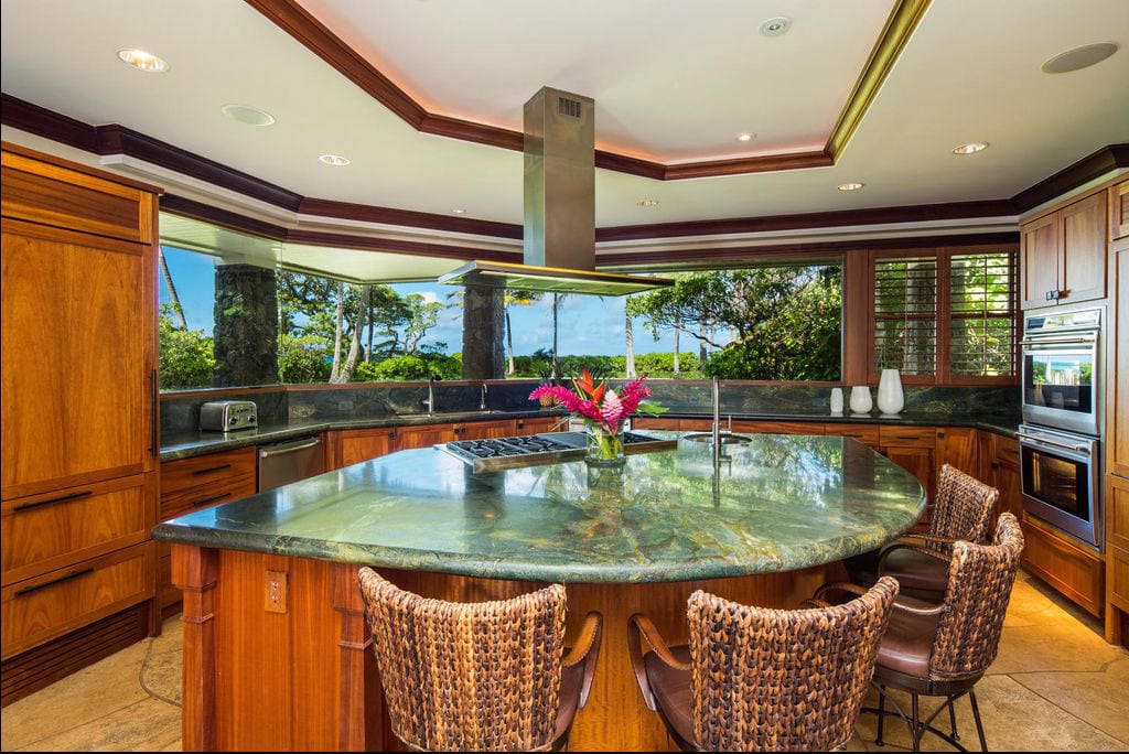 Oahu Hawaii 8 Bedrooms Diamond Compass Travel Inc. 11