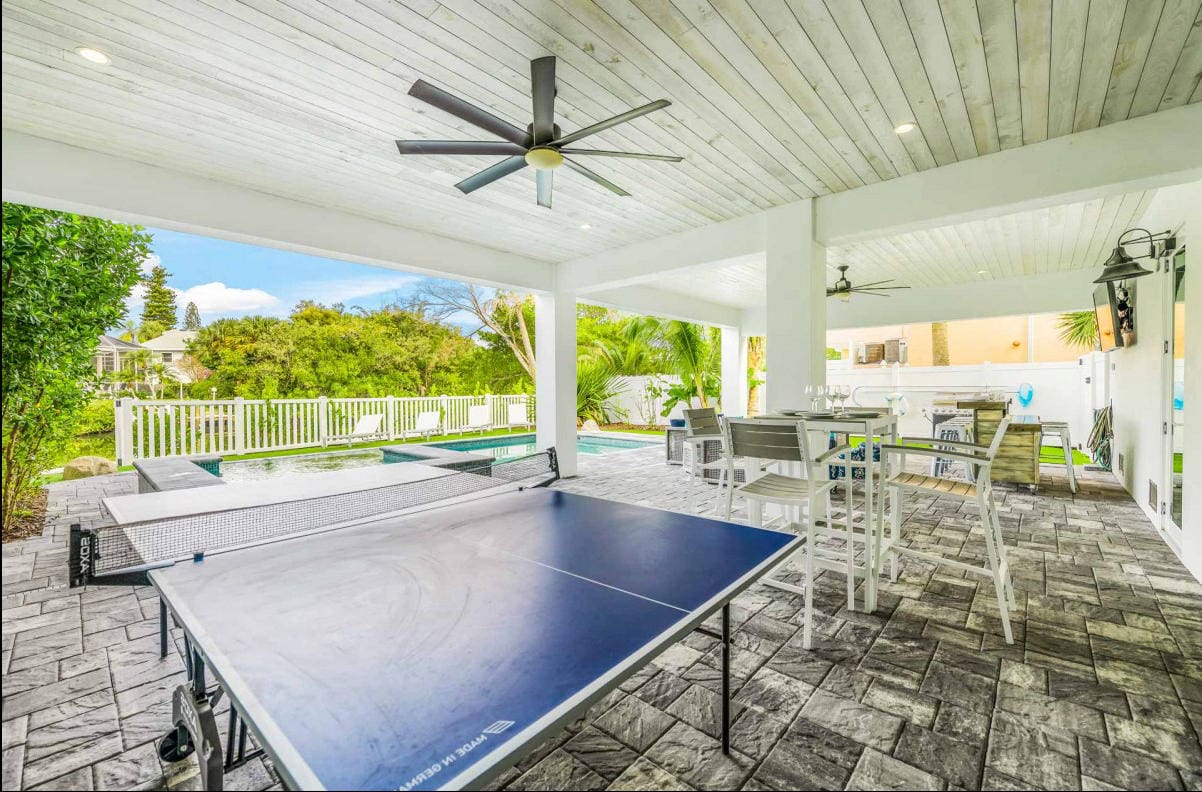 Siesta Key Florida 6 Bedrooms 5.5 Bathrooms Diamond Compass Travel Inc 5