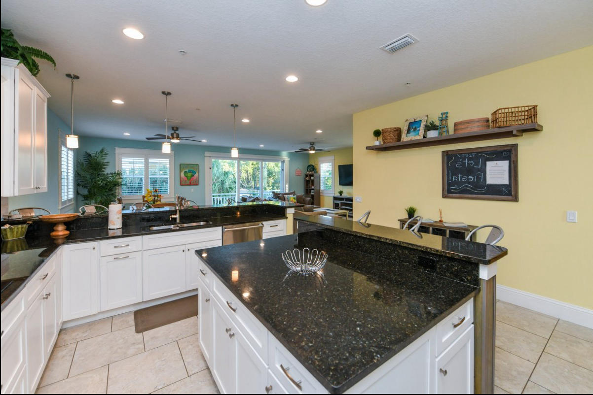 Siesta Key Florida 8 Bedrooms 5.5 Bathrooms Diamond Compass Travel Inc 19