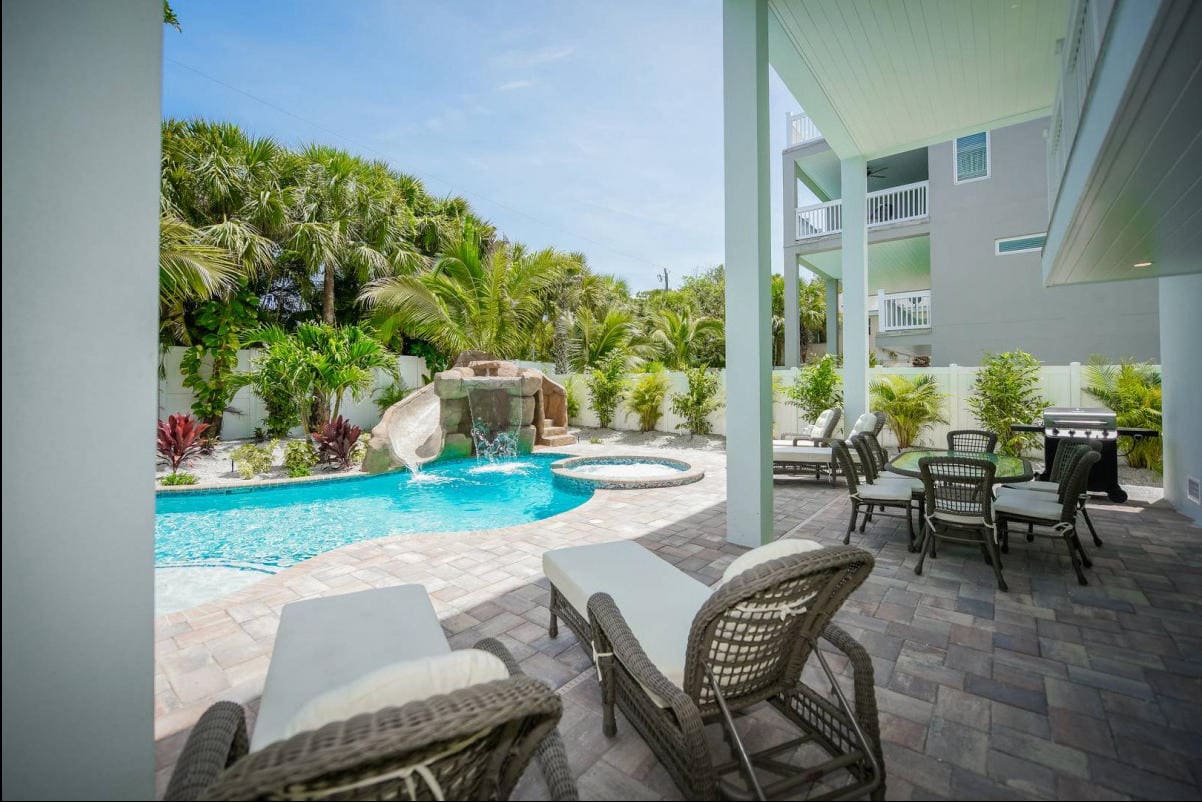 Siesta Key Florida 8 Bedrooms 6.5 Bathrooms Diamond Compass Travel Inc 4 1