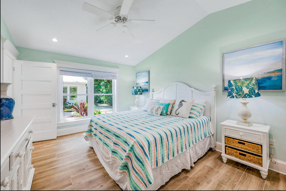 Siesta Key Florida 8 Bedrooms 7.5 Bathrooms Diamond Compass Travel Inc 20