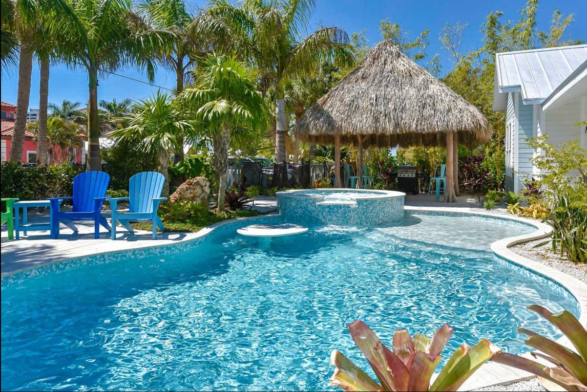 Siesta Key Florida 8 Bedrooms 7.5 Bathrooms Diamond Compass Travel Inc 39