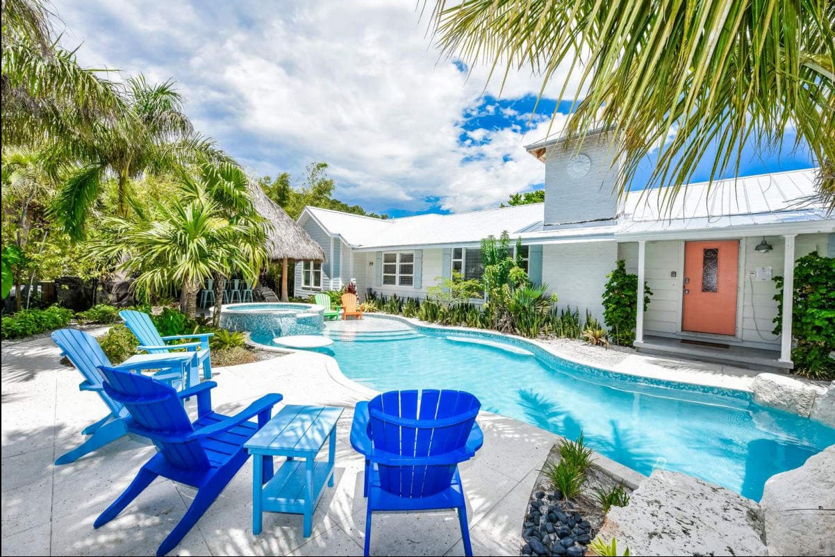 Siesta Key Florida 8 Bedrooms 7.5 Bathrooms Diamond Compass Travel Inc 41