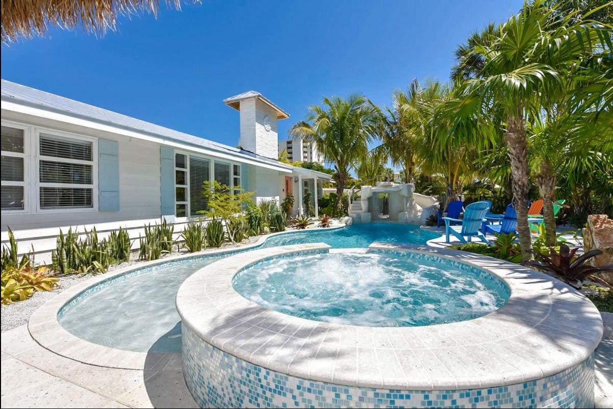 Siesta Key Florida 8 Bedrooms 7.5 Bathrooms Diamond Compass Travel Inc 47