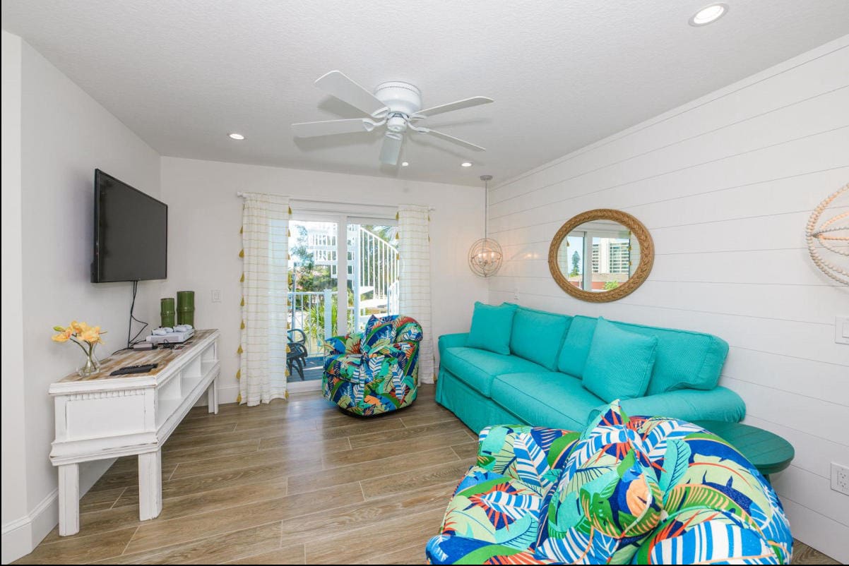 Siesta Key Florida 8 Bedrooms 8 Bathrooms Diamond Compass Travel Inc 56