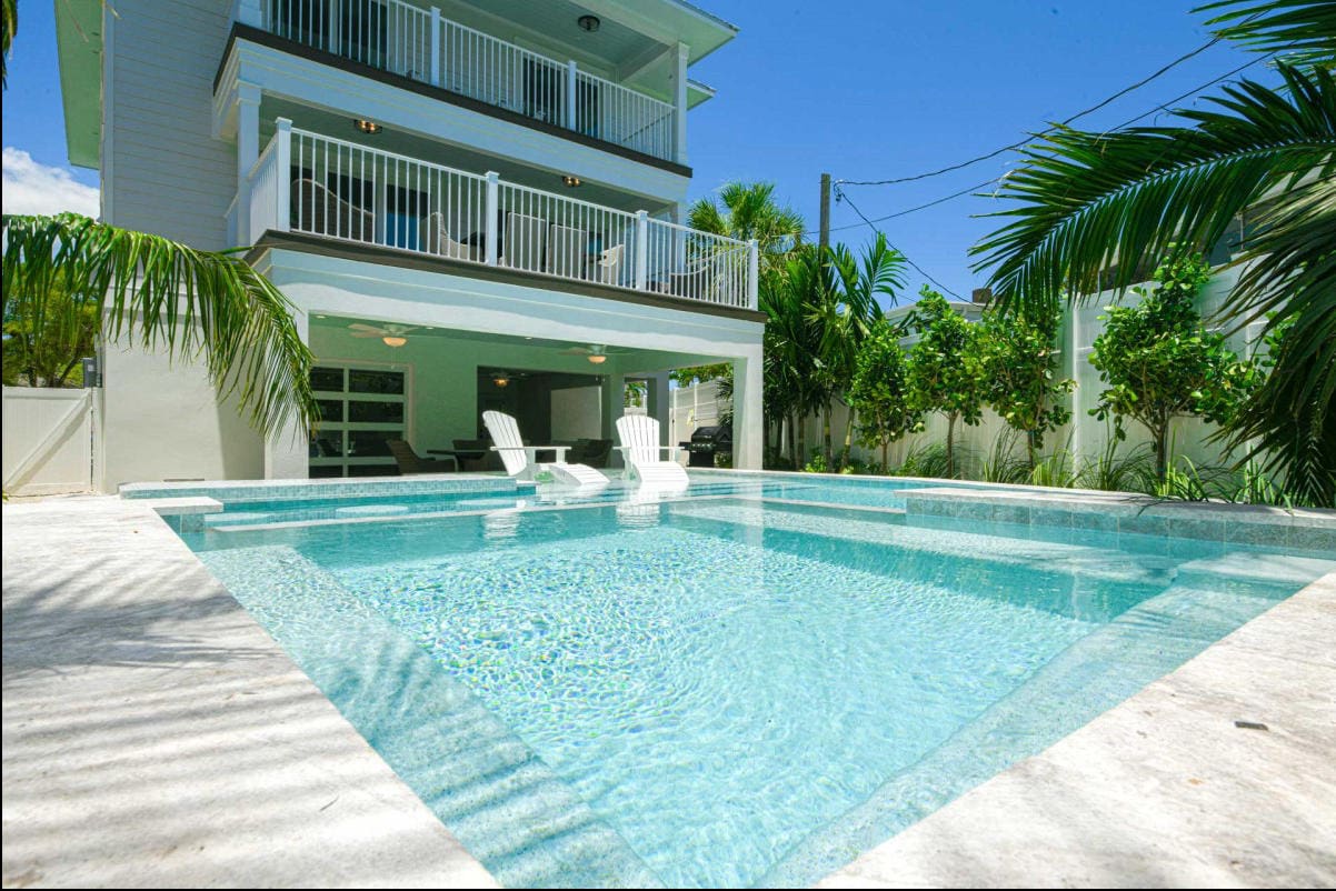 Siesta Key Florida 8 Bedrooms 8 Bathrooms Diamond Compass Travel Inc 98