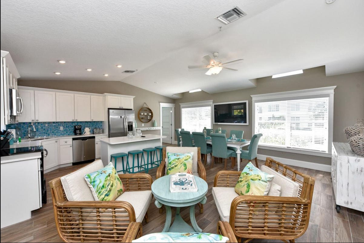 Siesta Key Florida 8 Bedrooms 8.5 Bathrooms Diamond Compass Travel Inc 35 2