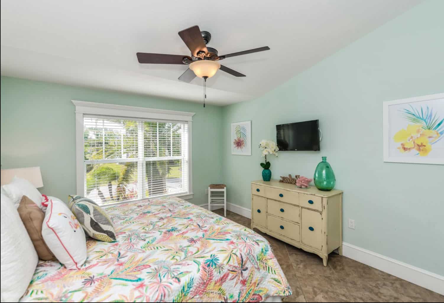 Anna Maria Island Florida 3 Bedroom Diamond Compass Travel Inc 12.jpg