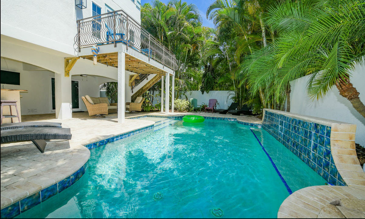 Anna Maria Island Florida 5 Bedroom Diamond Compass Travel Inc 32