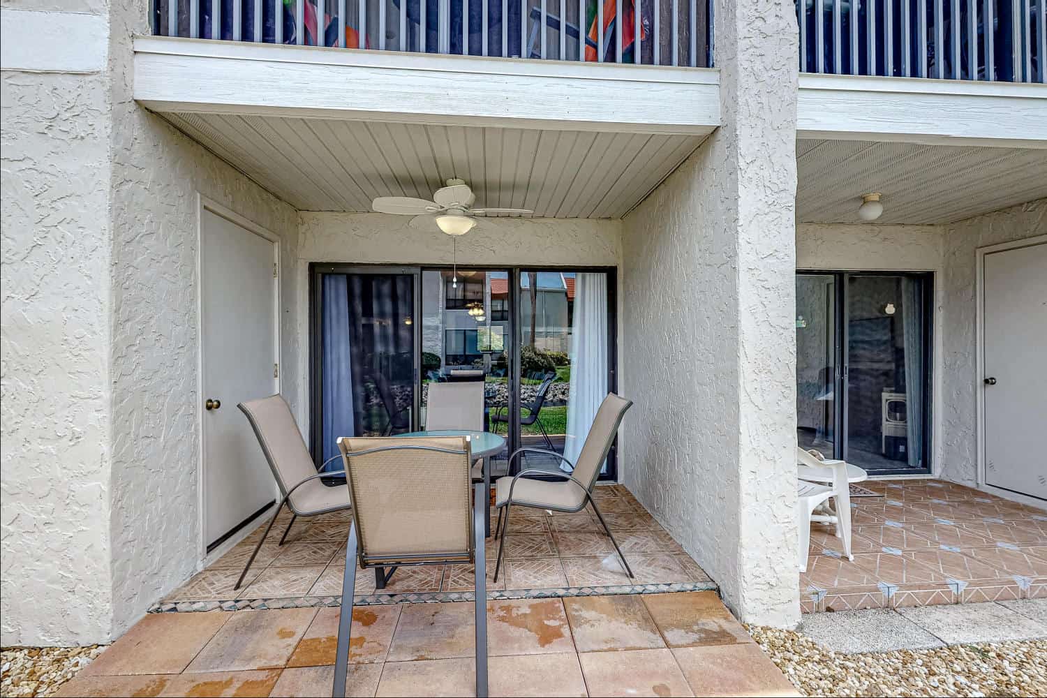 Bradenton Beach Florida 2 Bedroom Diamond Compass Travel Inc. 4.jpg