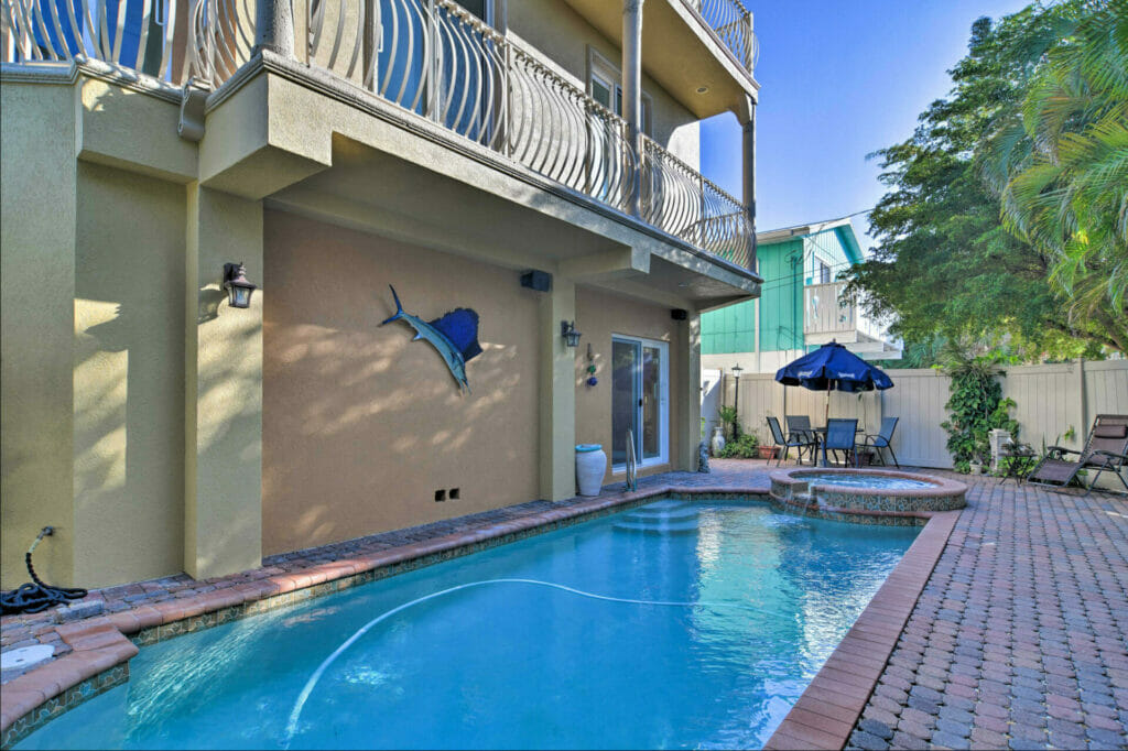 Bradenton Beach Florida 3 Bedroom Diamond Compass Travel Inc. 31
