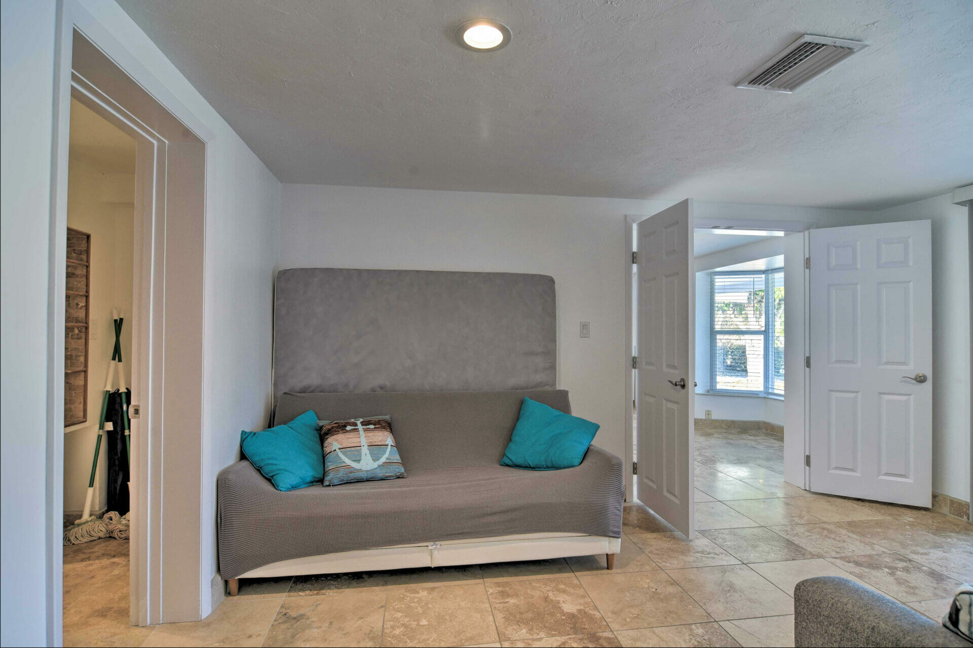 Bradenton Florida 3 Bedroom Diamond Compass Travel Inc 22.jpg