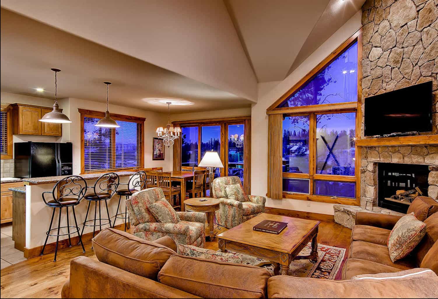 Breckenridge Colorado 4 Bedroom Diamond Compass Travel Inc 2 2.jpg 2