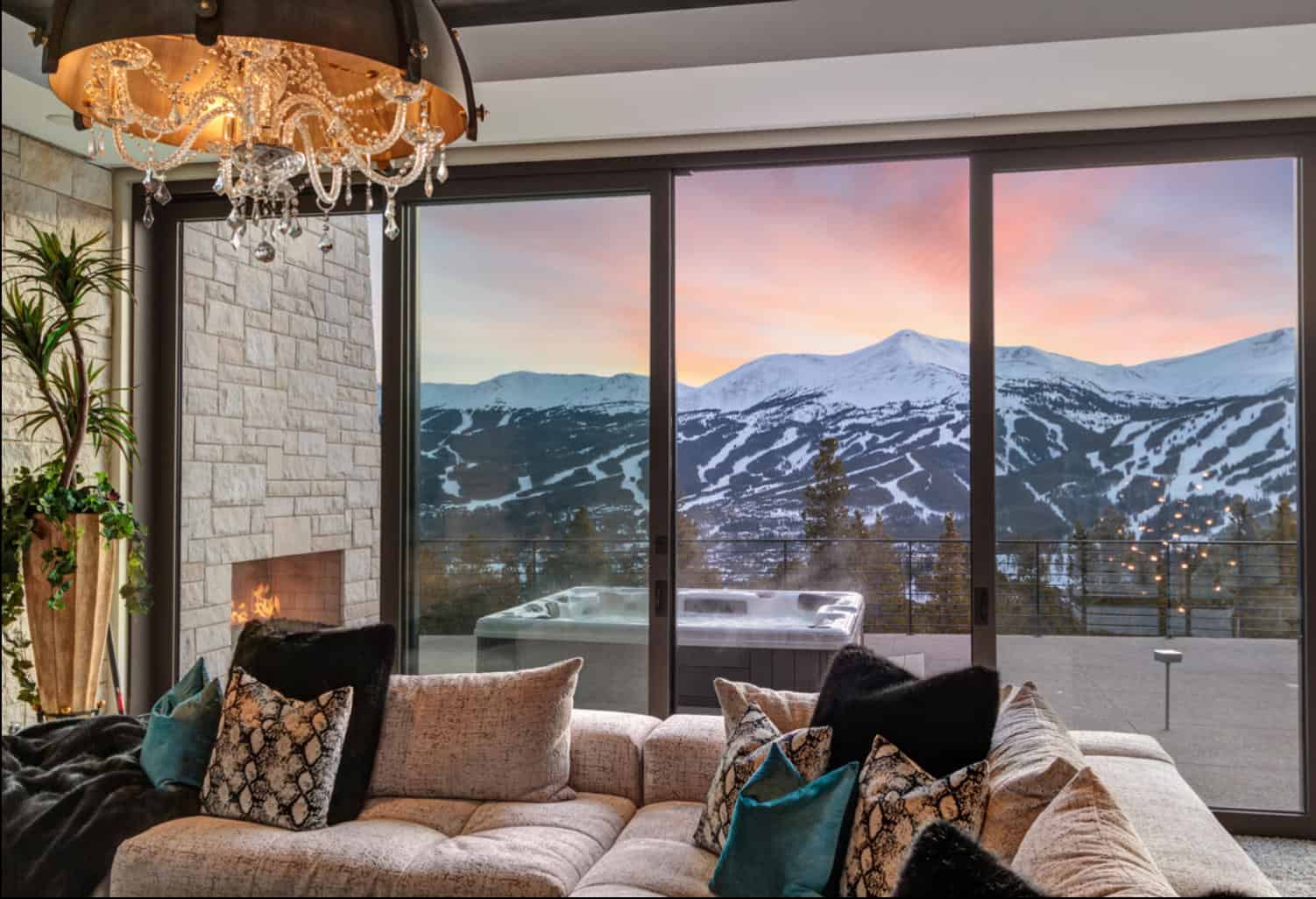Breckenridge Colorado 5 Bedroom Diamond Compass Travel Inc 45.jpg