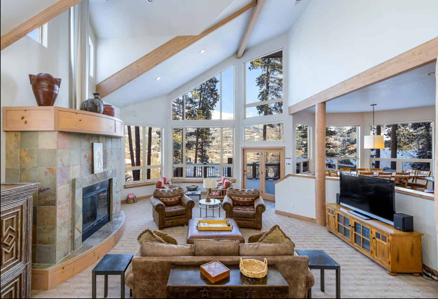 Breckenridge Colorado 5 Bedroom Diamond Compass Travel Inc 8.jpeg