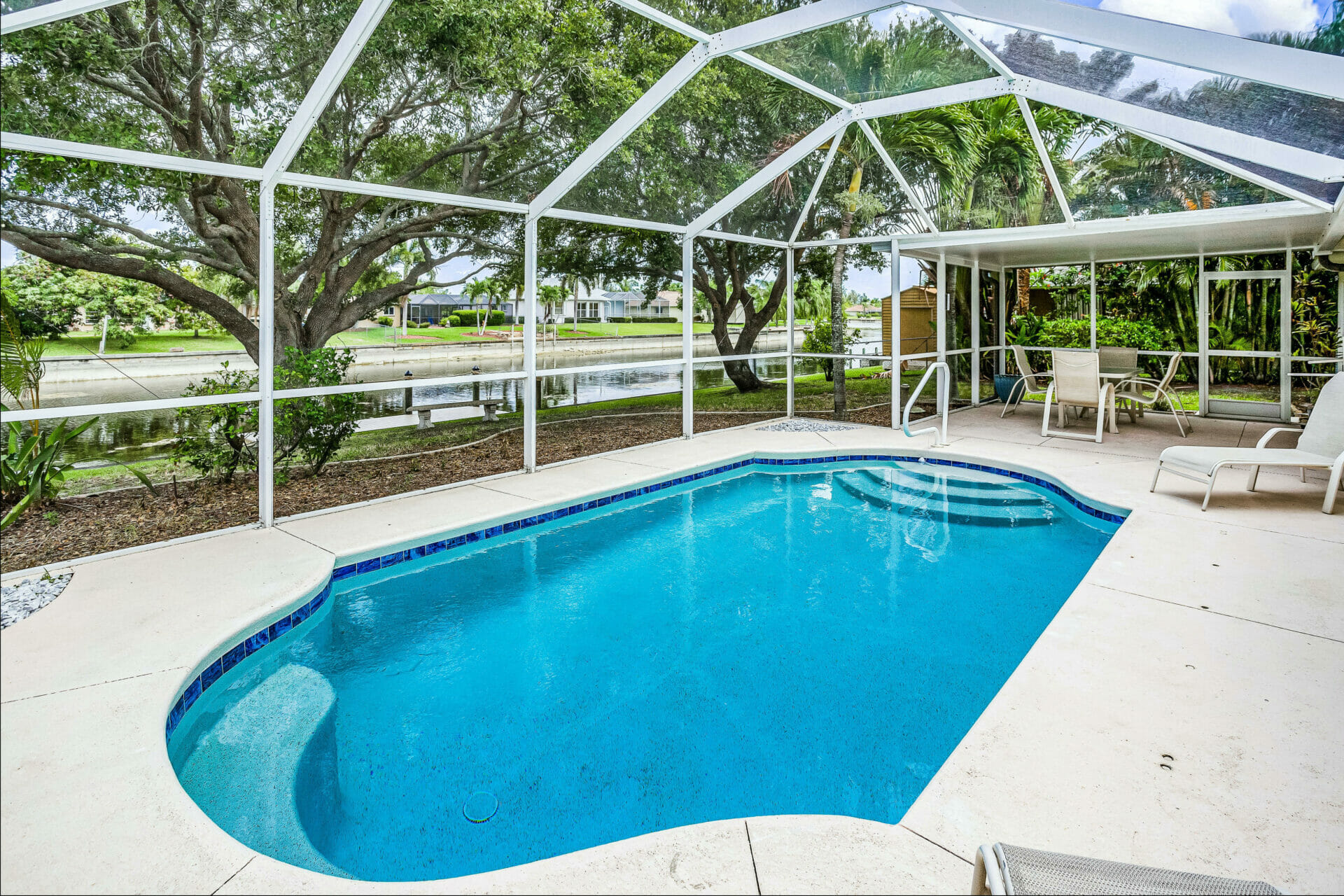 Cape Coral Florida 4 Bedroom Diamond Compass Travel Inc 18.jpg