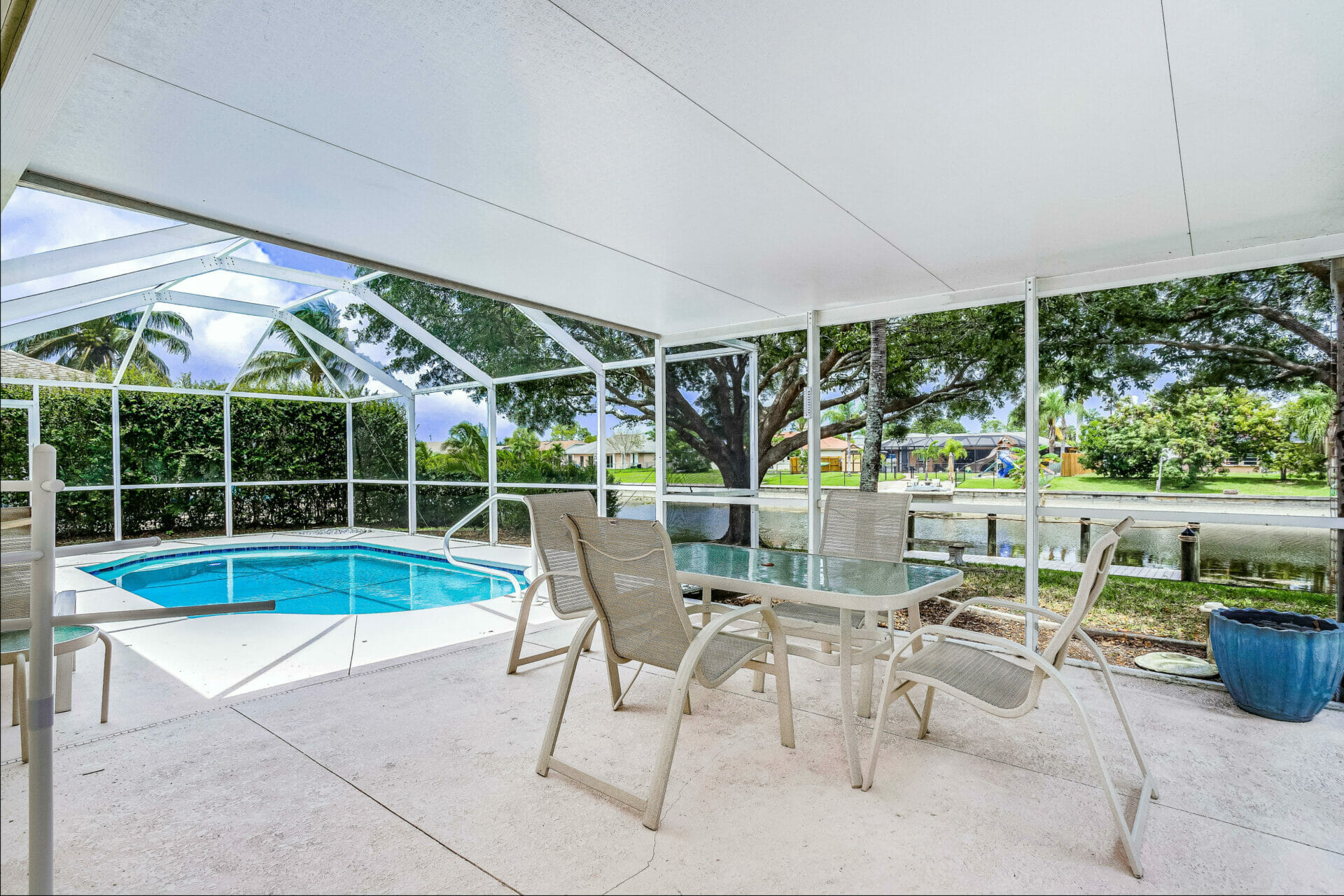 Cape Coral Florida 4 Bedroom Diamond Compass Travel Inc 3.jpg