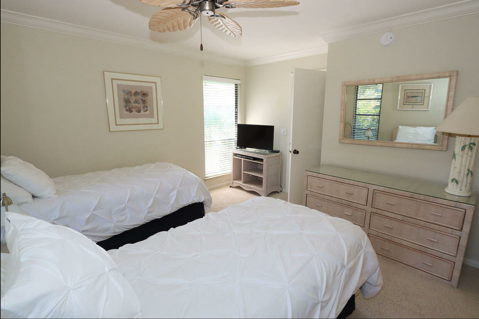 Captiva Island Florida 2 Bedrooms Diamond Compass Travel Inc 22