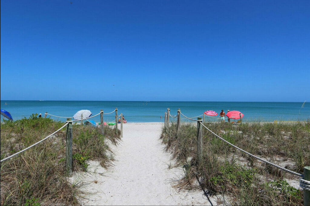 Captiva Island Florida 2 Bedrooms Diamond Compass Travel Inc 27