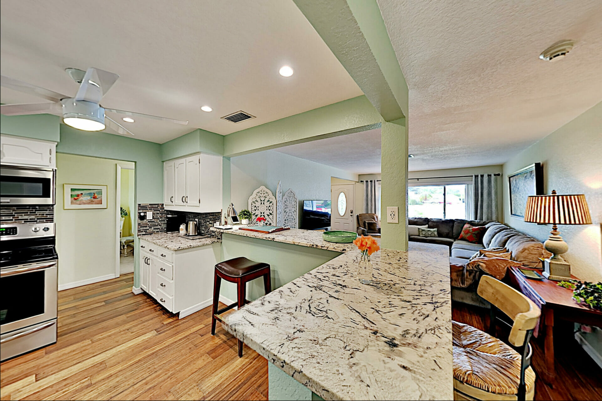 Clearwater Florida 4 Bedroom Diamond Compass Travel Inc 13.jpg