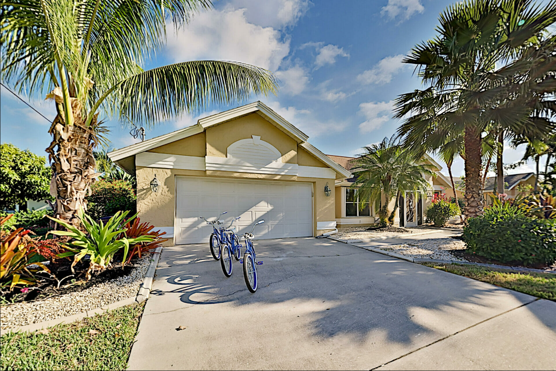 Fort Myers Florida 4 Bedroom Diamond Compass Travel Inc. 5