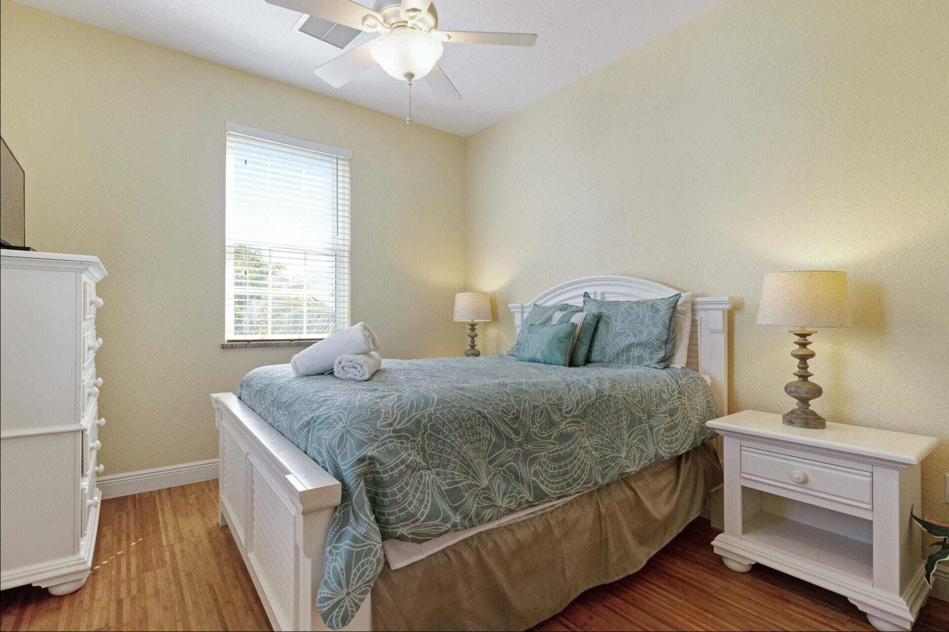 Holmes Beach Florida 4 Bedrooms Diamond Compass Travel Inc. 24