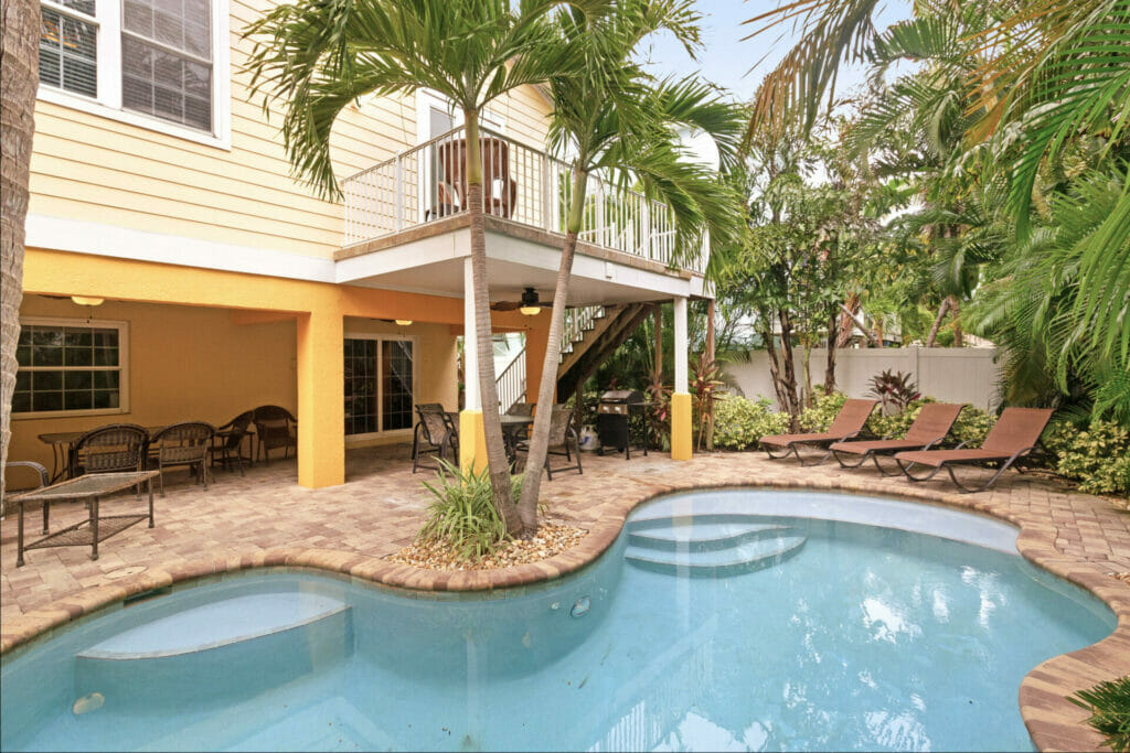Holmes Beach Florida 4 Bedrooms Diamond Compass Travel Inc. 6