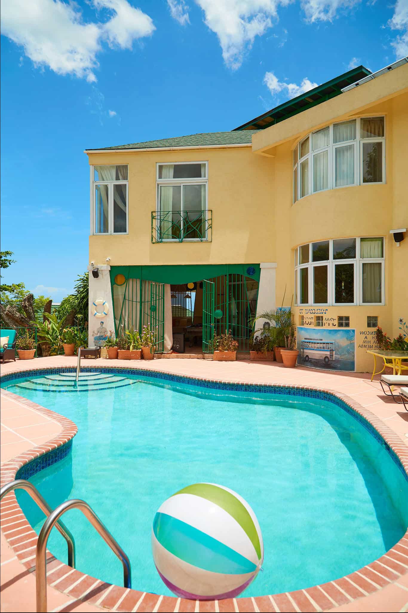 Kingston Jamaica 7 Bedrooms Diamond Compass Travel Inc 10