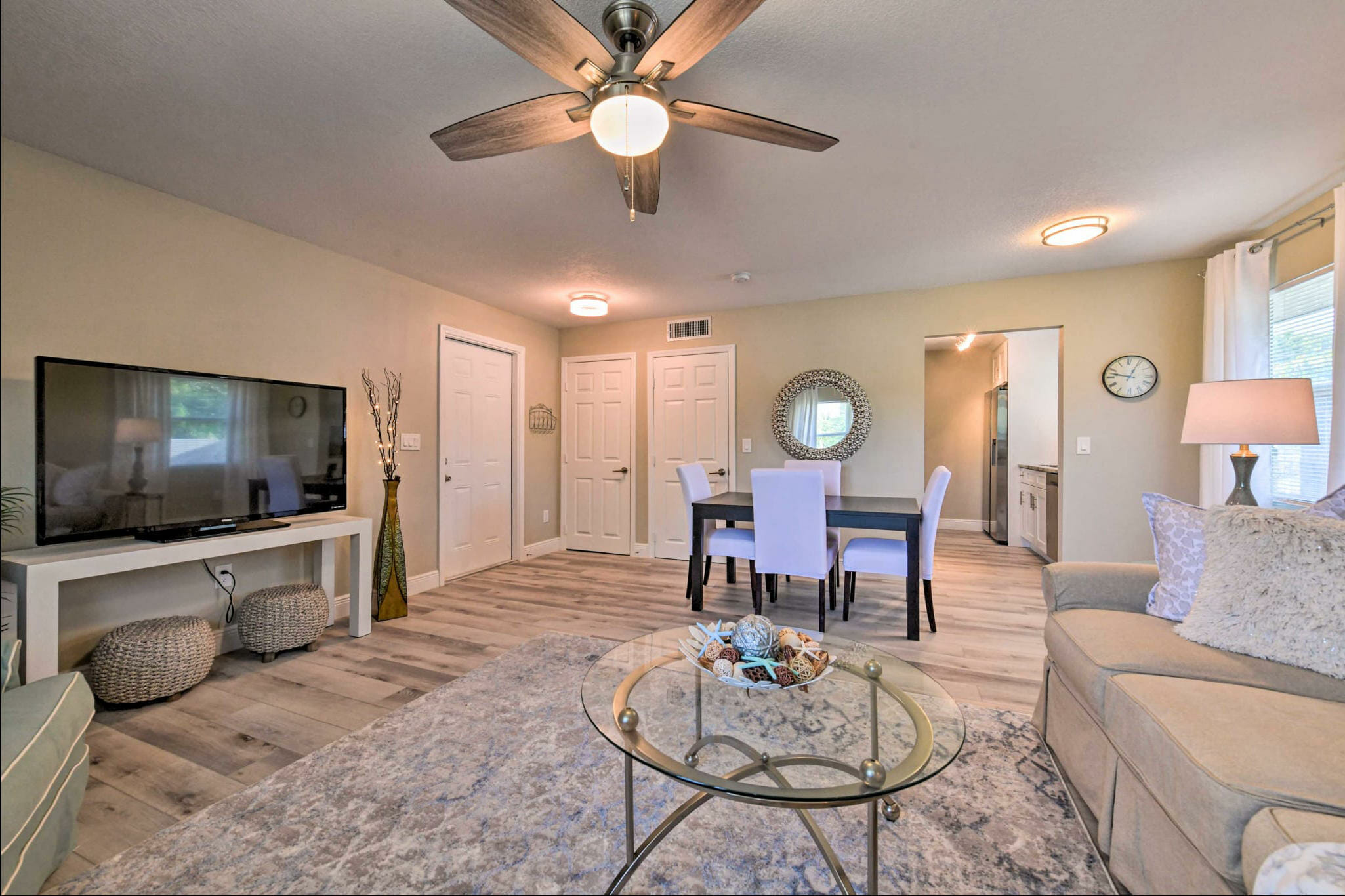 Sarasota 2 Bedroom Diamond Compass Travel Inc 3