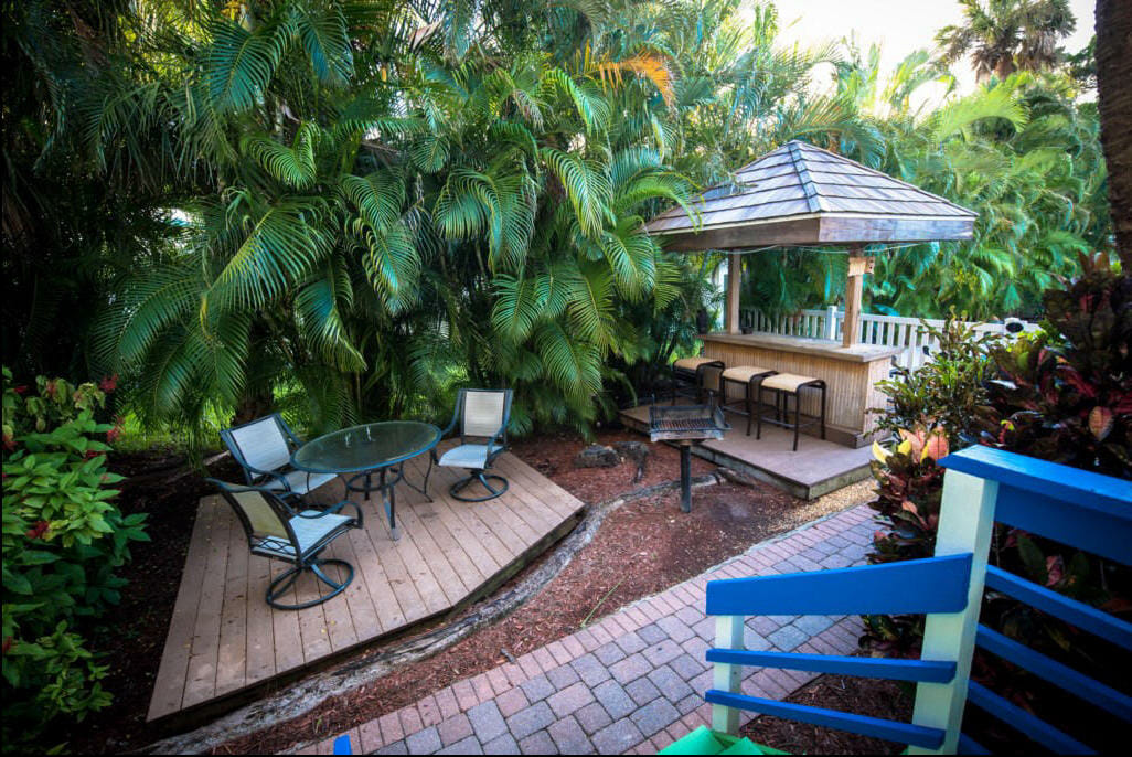 Siesta Key Florida 2 Bedroom Diamond Compass Travel Inc 16.jpg