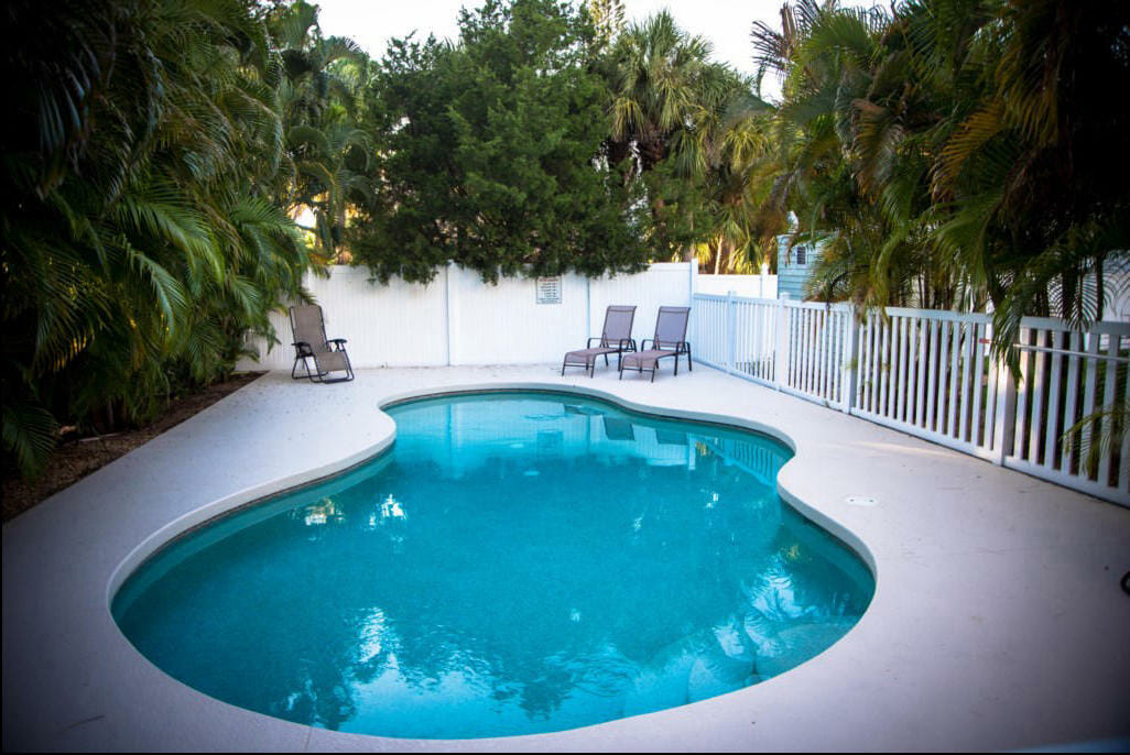 Siesta Key Florida 2 Bedroom Diamond Compass Travel Inc 22.jpg