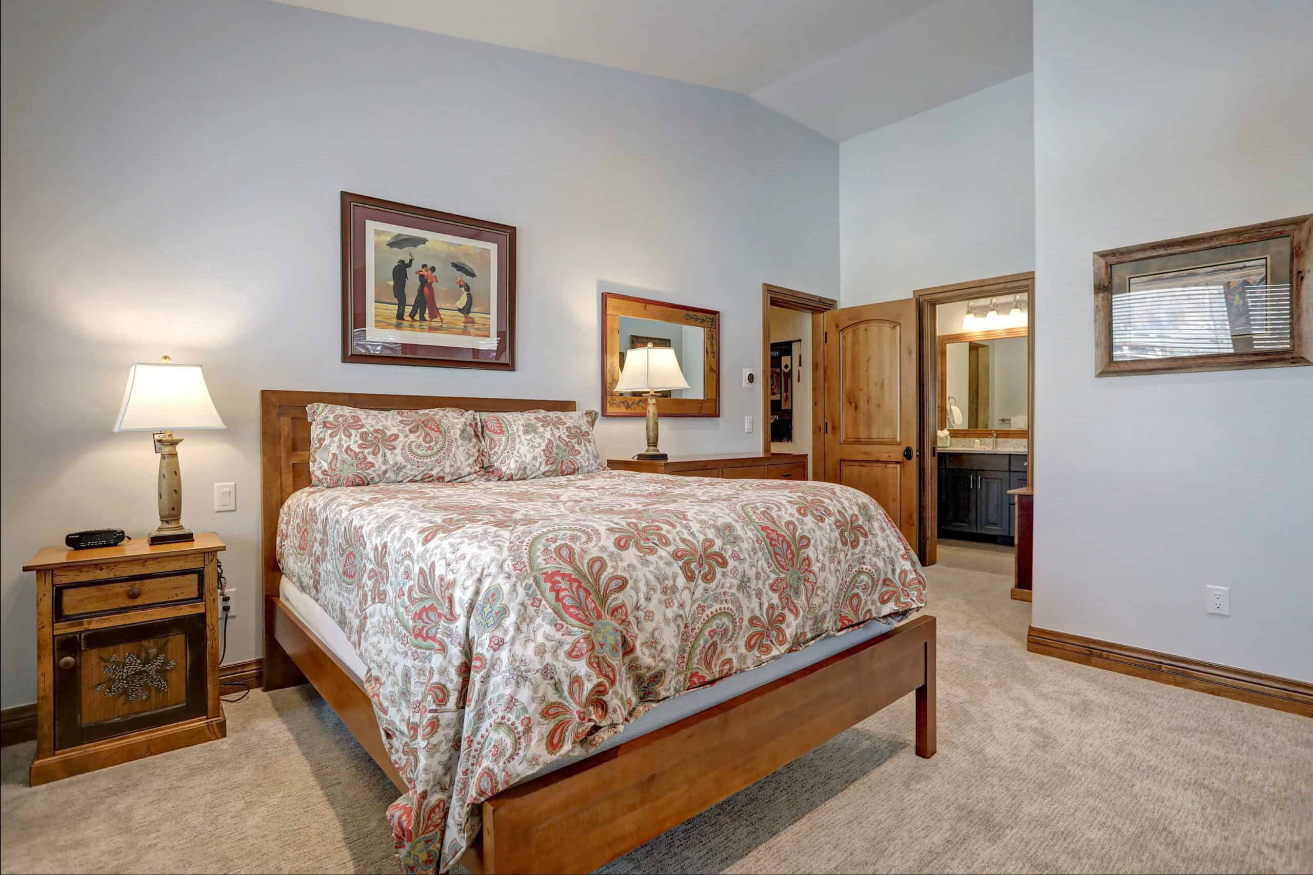 Vail Colorado 5 Bedroom Diamond Compass Travel Inc 26.jpg