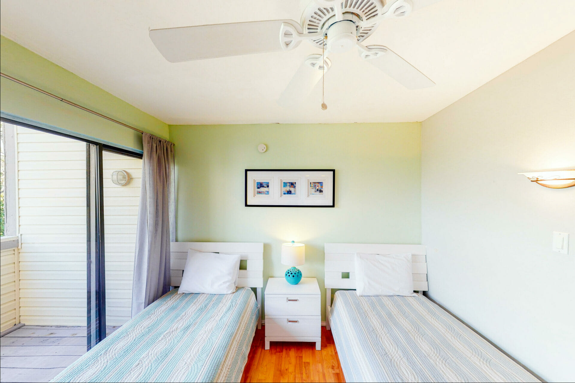 Bradenton Beach Florida 2 Bedrooms Diamond Compass Travel Inc 8