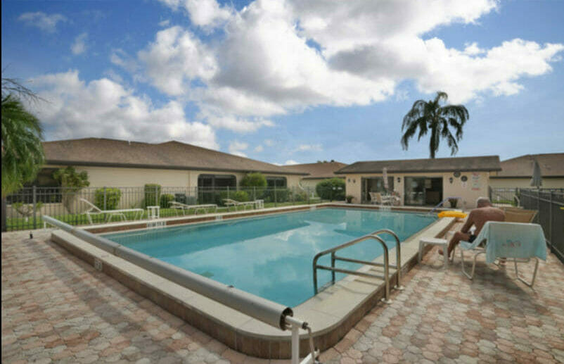 Cape Coral Florida 2 Bedroom Condo Diamond Compass Travel Inc 10