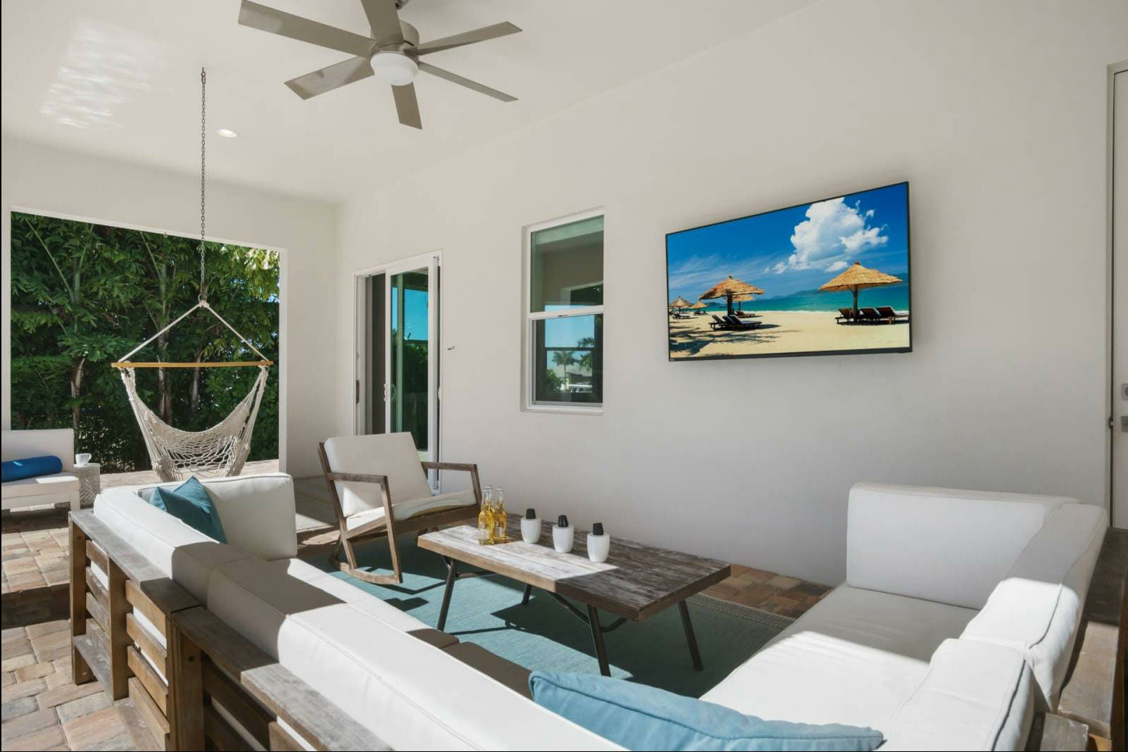 Marco Island 5 Bedrooms Diamond Compass Travel Inc 27.jpg