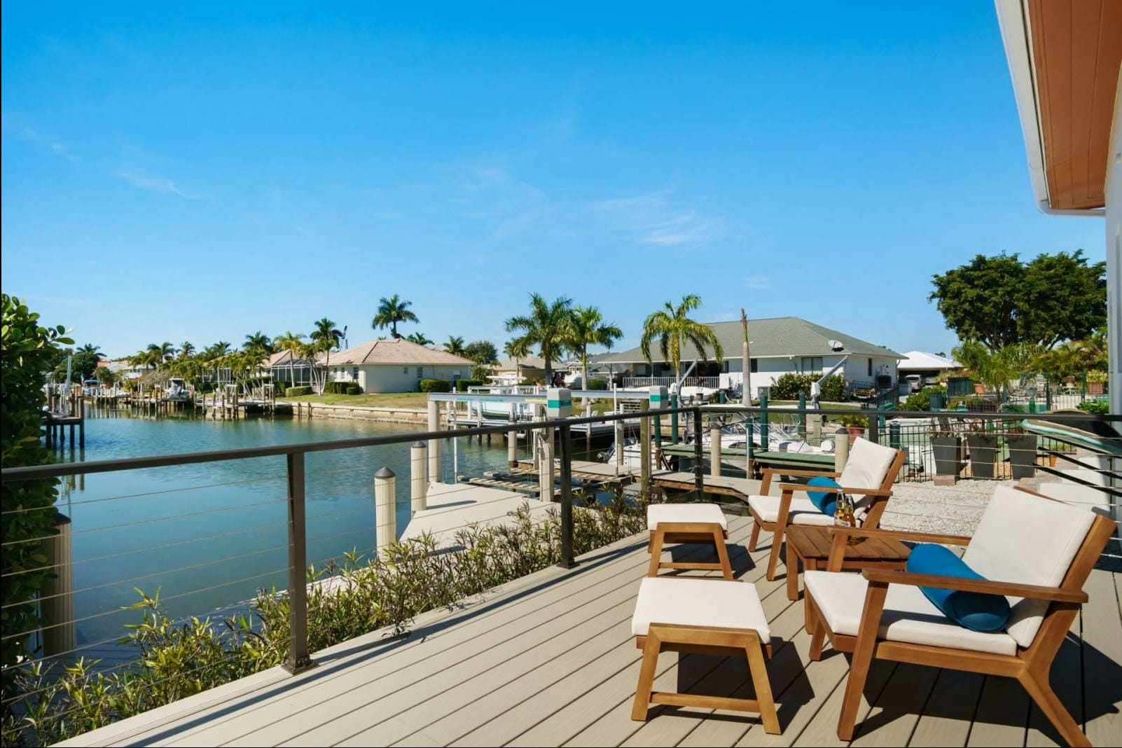 Marco Island 5 Bedrooms Diamond Compass Travel Inc 39.jpg