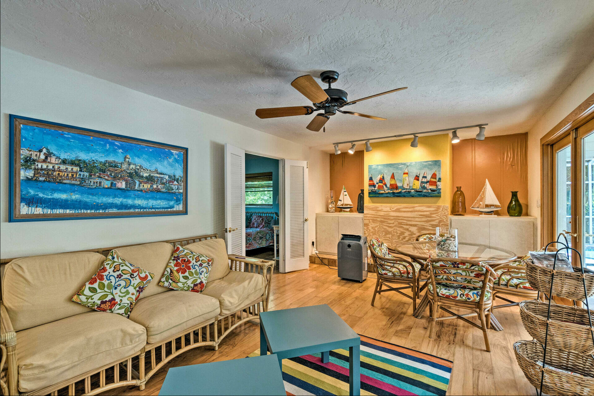 Siesta Key Florida 3 Bedroom Diamond Compass Travel Inc 11.jpg