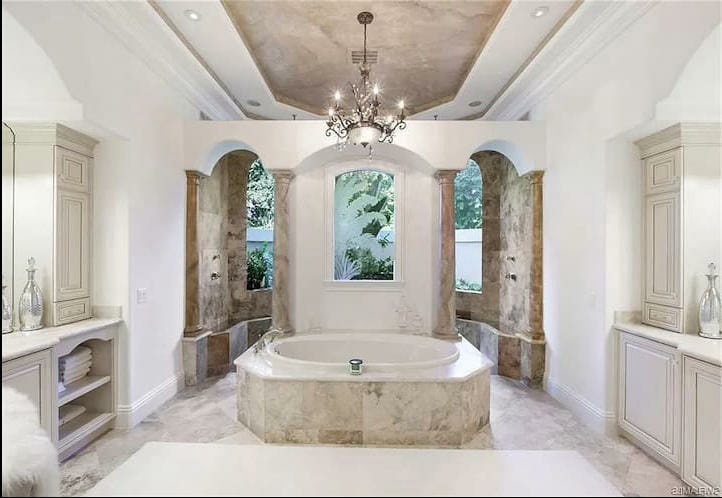 Naples Florida 5 Bedroom Diamond Compass Travel Inc 6.jpeg