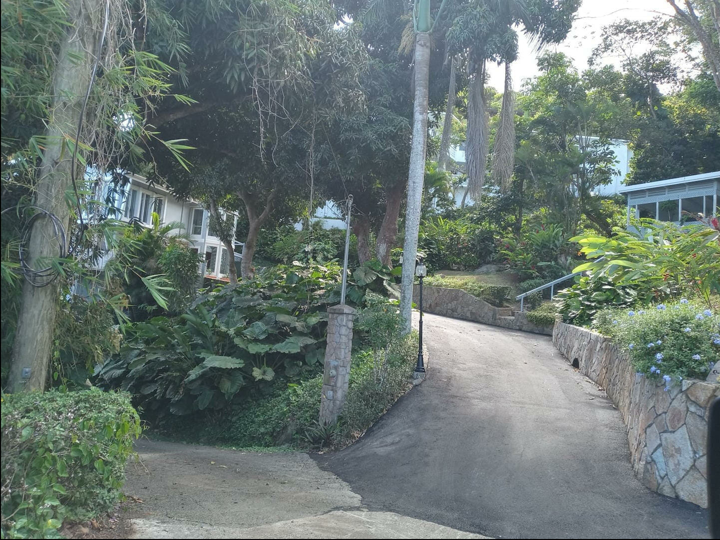 Seaside Sun and fun 2 bedroom Diamond Compass Travel Inc 25