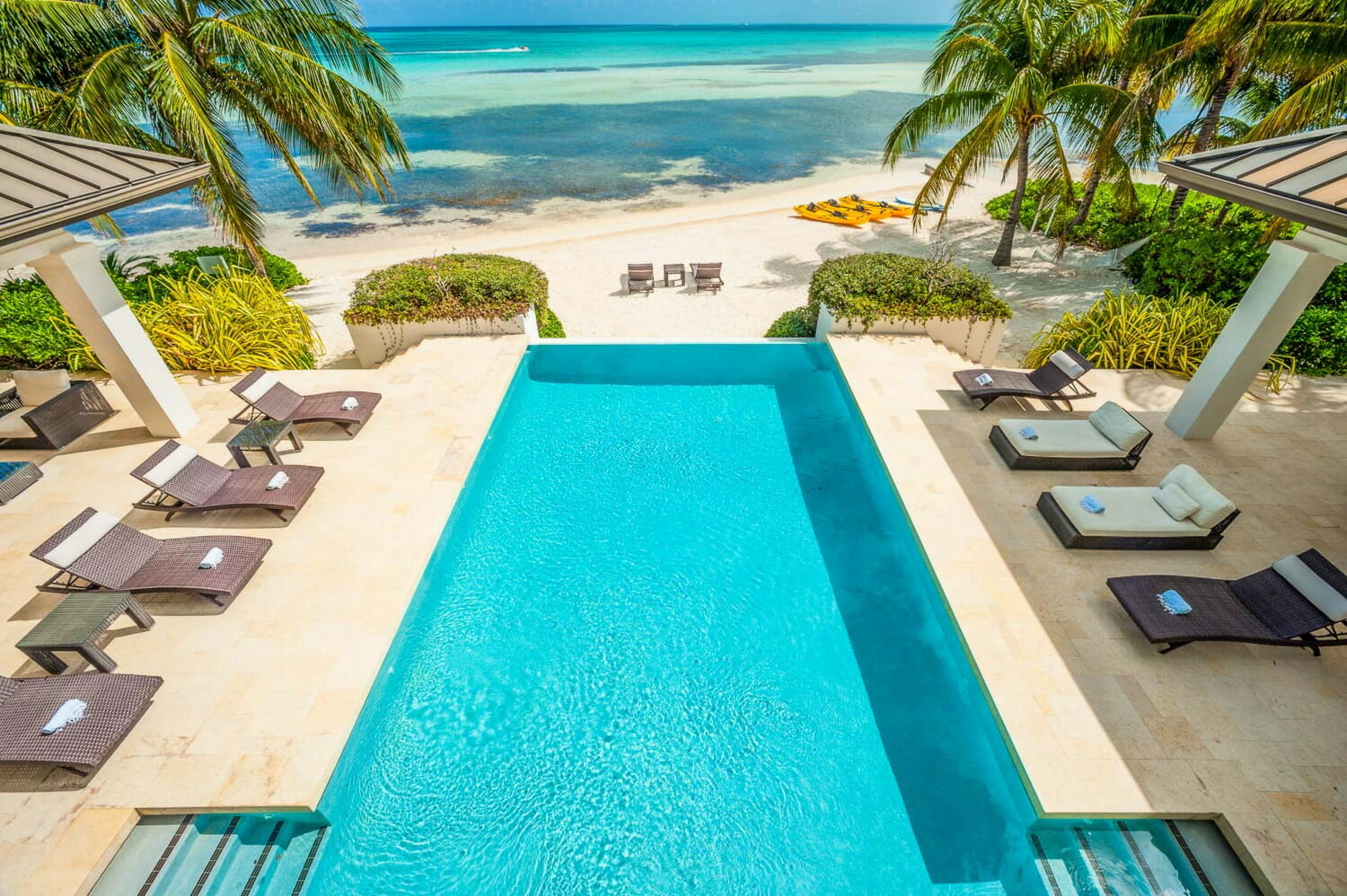 Cayman Islands Caribbean 6 Bedroom Villa Diamond Compass Travel Inc 26