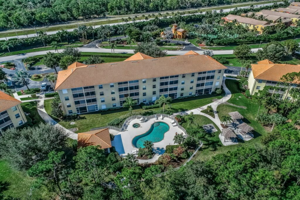 Naples Florida 2 Bedroom Condo Diamond Compass Travel Inc 15