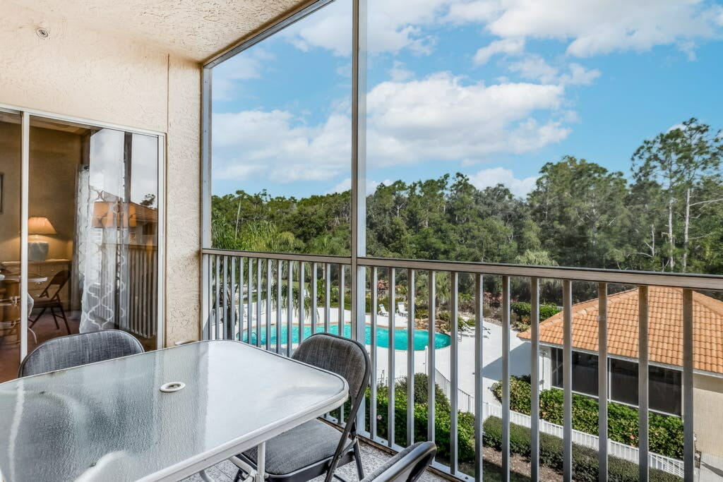 Naples Florida 2 Bedroom Condo Diamond Compass Travel Inc 21